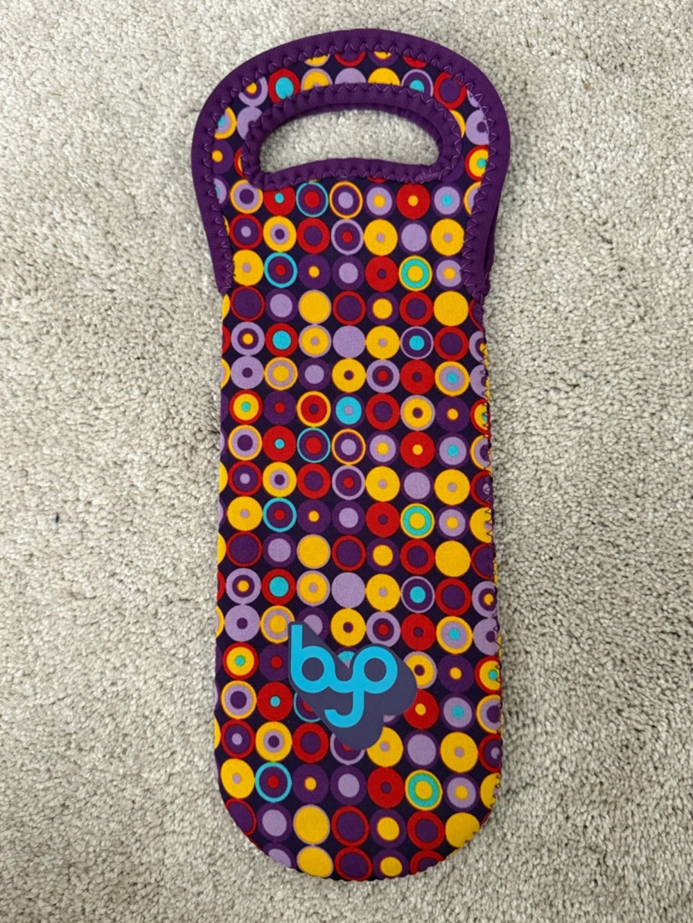 byo Neoprene Bottle Tote in Purple Multi Dot
